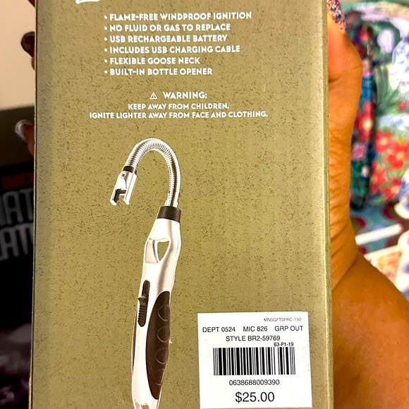 NIB Super Practical and easy Electric Lighter - Picture 2 of 3